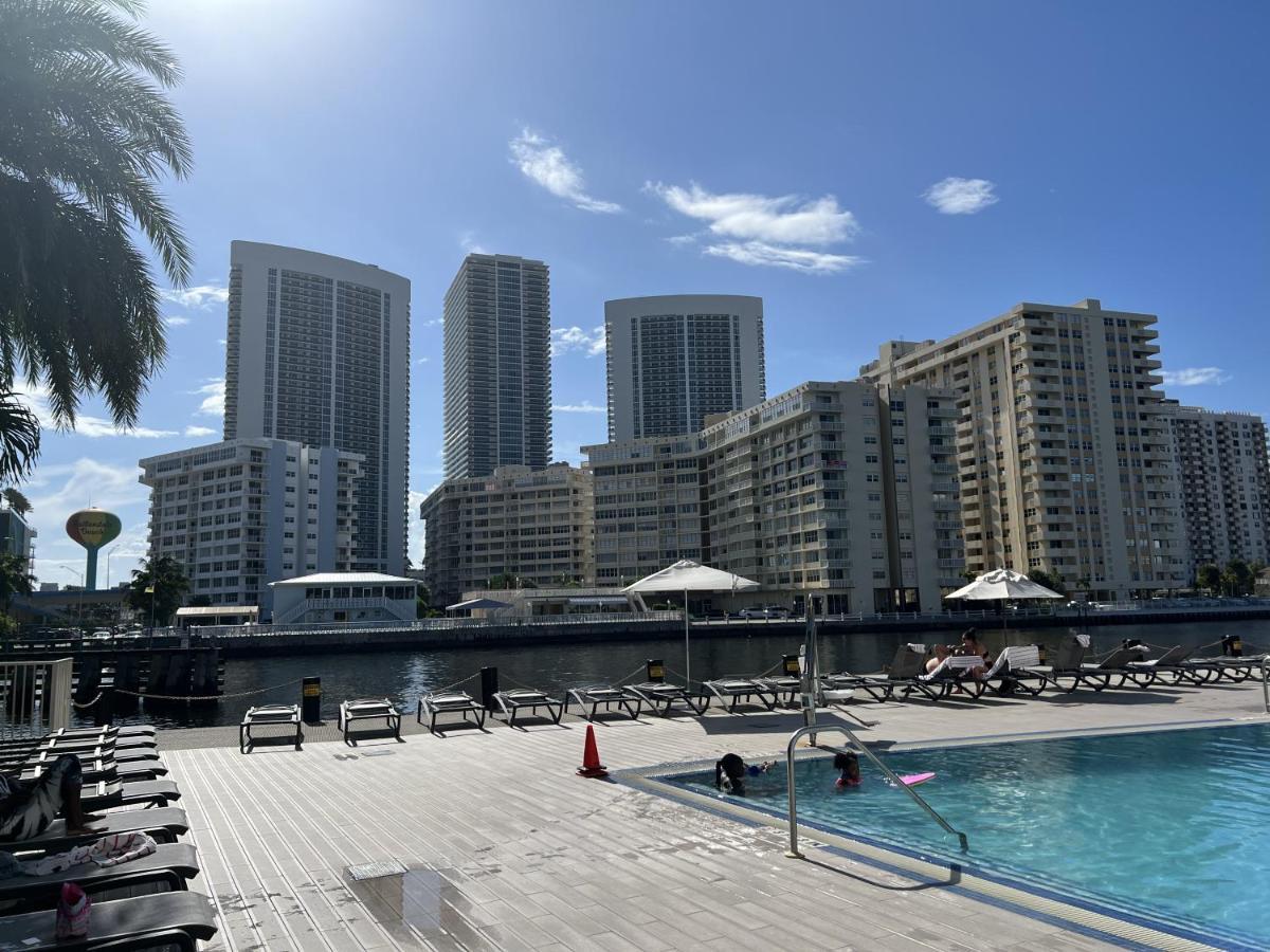 23Rd Floor Luxury & Spacious Beachwalk Resort Apartment With Amazing View Hallandale Beach Exterior foto