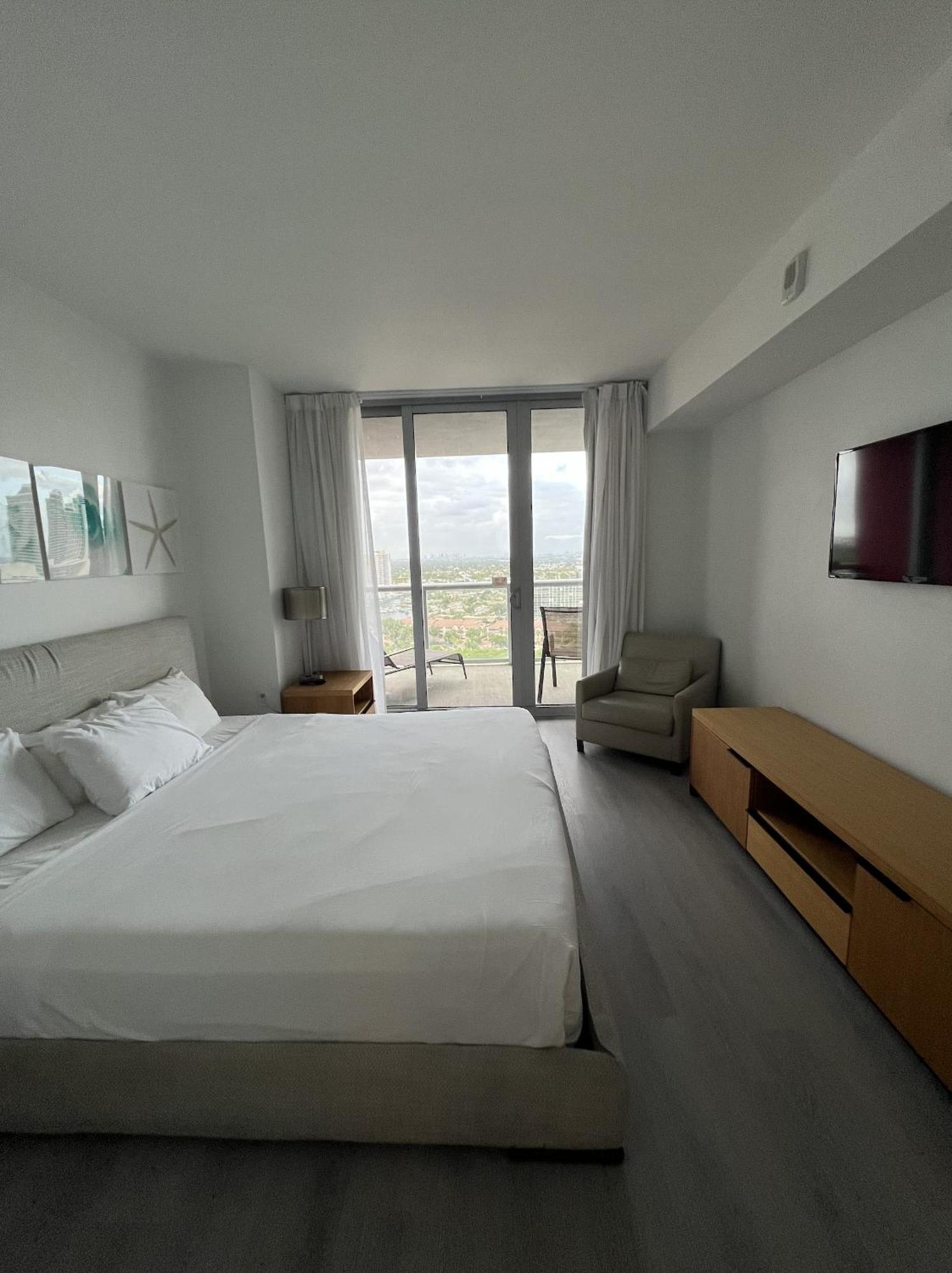 23Rd Floor Luxury & Spacious Beachwalk Resort Apartment With Amazing View Hallandale Beach Exterior foto