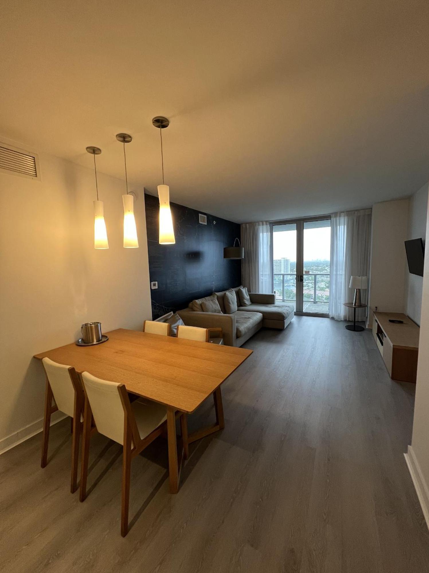 23Rd Floor Luxury & Spacious Beachwalk Resort Apartment With Amazing View Hallandale Beach Exterior foto