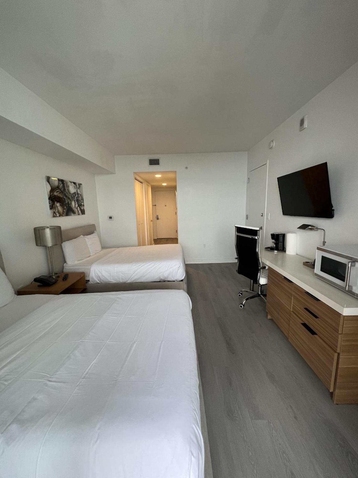 23Rd Floor Luxury & Spacious Beachwalk Resort Apartment With Amazing View Hallandale Beach Exterior foto