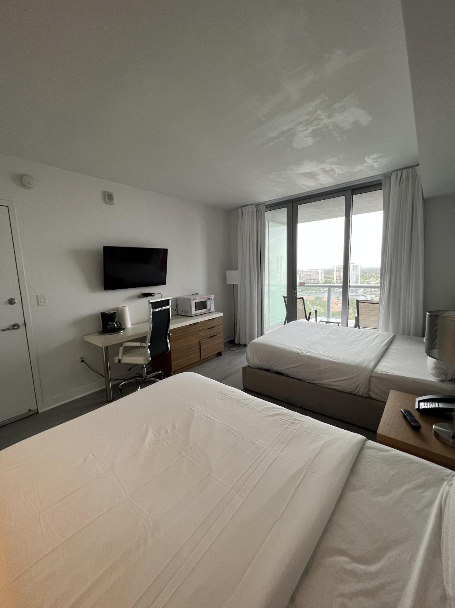 23Rd Floor Luxury & Spacious Beachwalk Resort Apartment With Amazing View Hallandale Beach Exterior foto