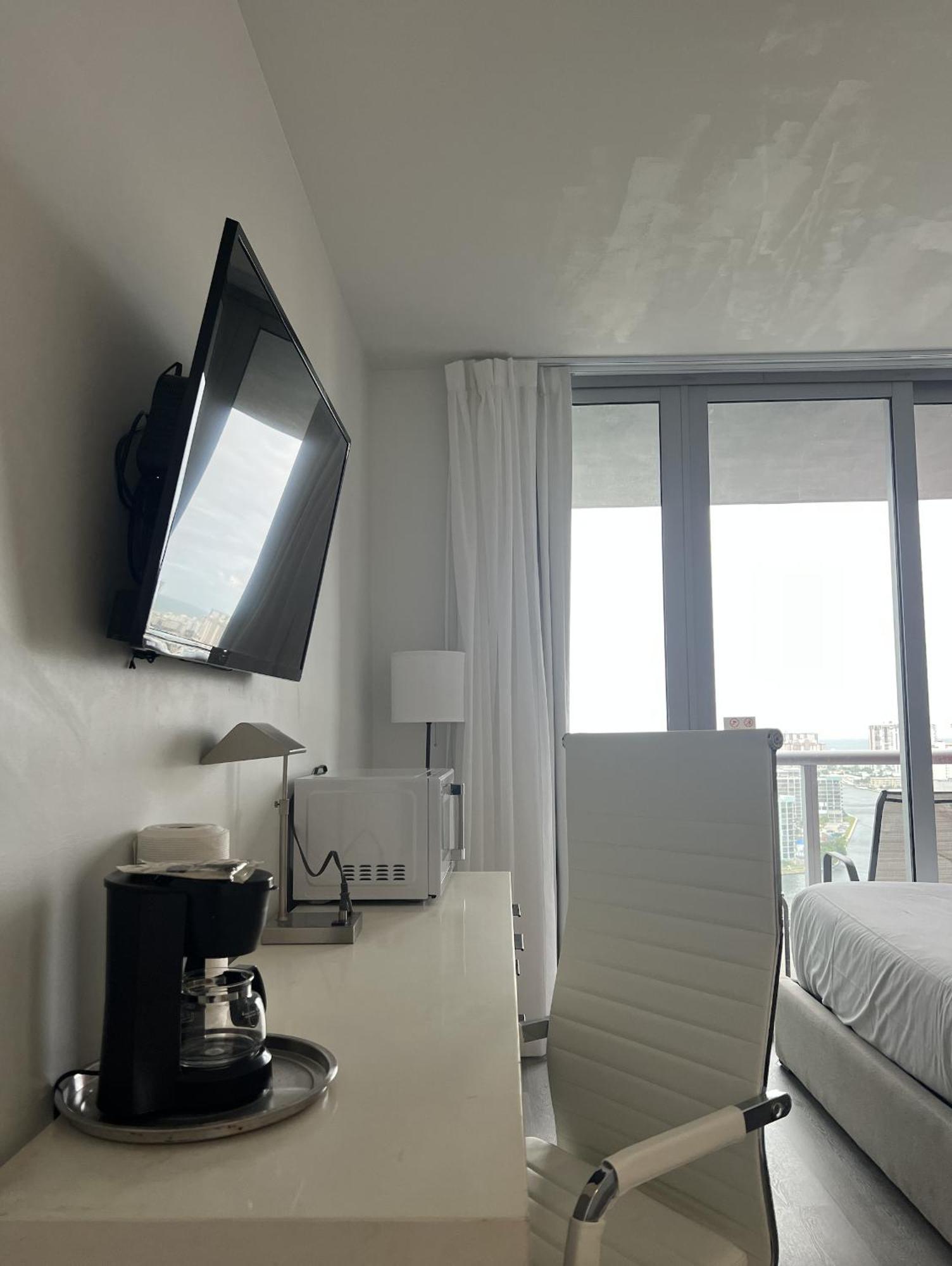23Rd Floor Luxury & Spacious Beachwalk Resort Apartment With Amazing View Hallandale Beach Exterior foto