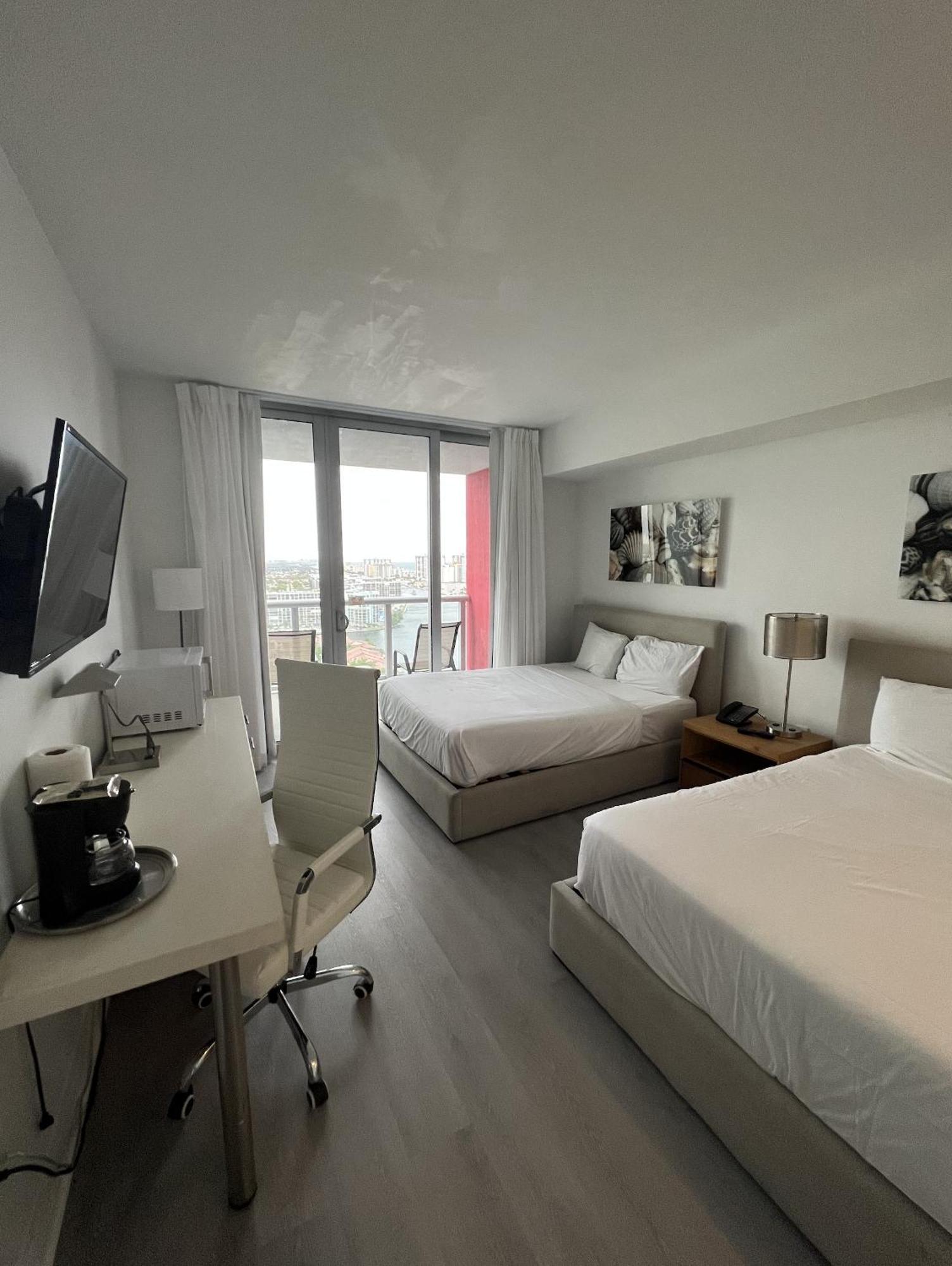 23Rd Floor Luxury & Spacious Beachwalk Resort Apartment With Amazing View Hallandale Beach Exterior foto